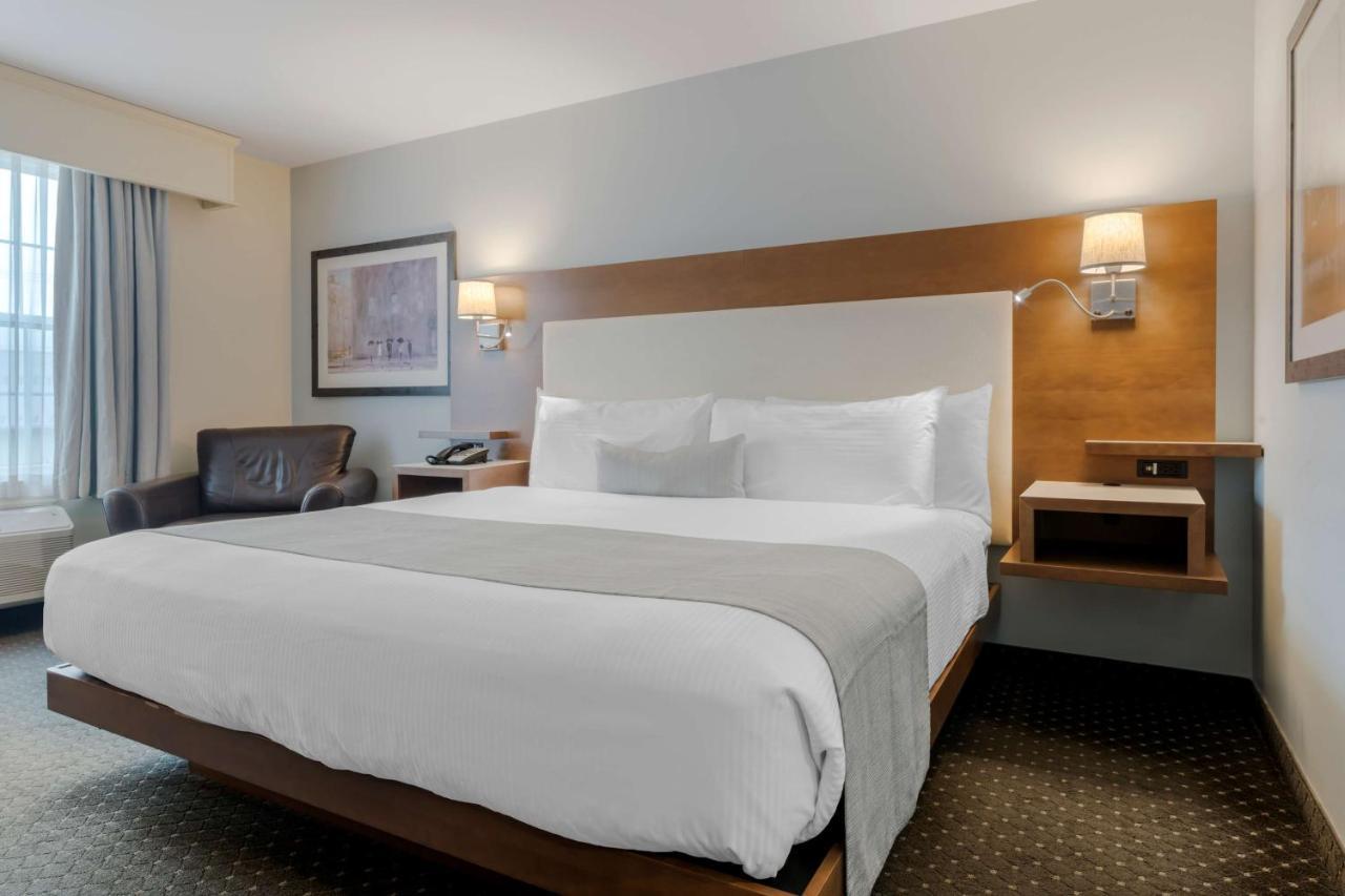 Best Western Plus Woodstock Hotel Conference Centre Exterior foto